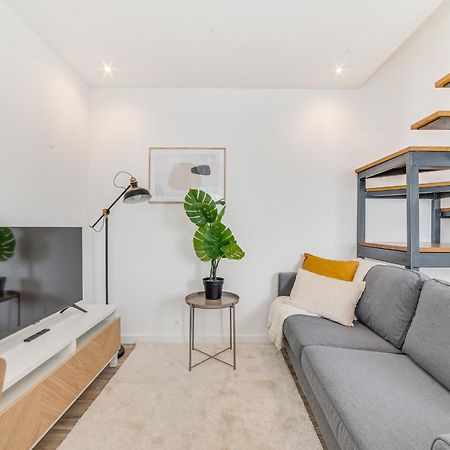 Campolide Duplex Apartments Lisbon Luaran gambar
