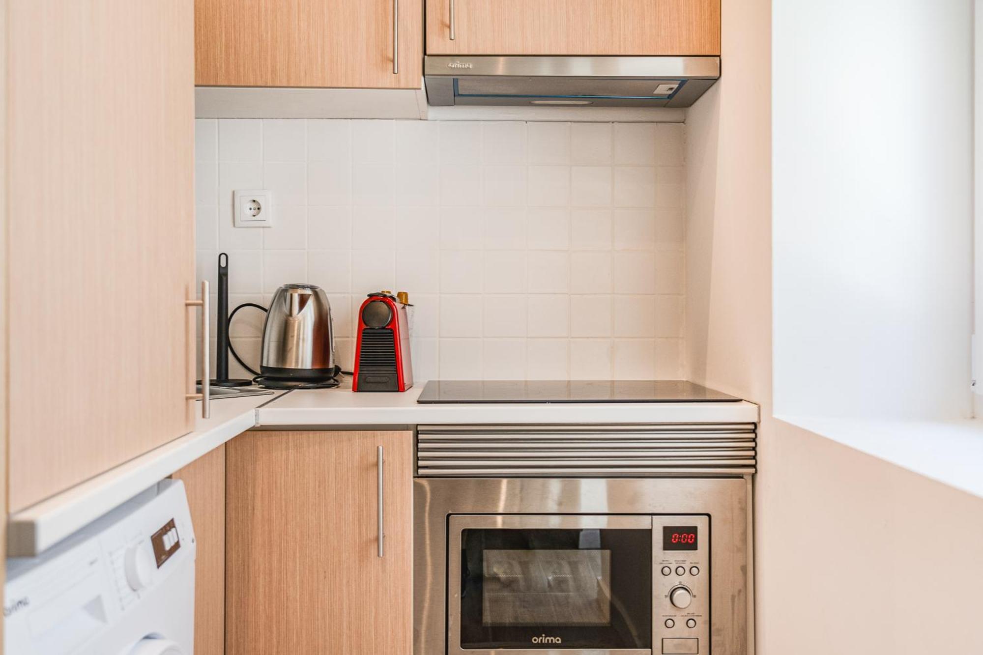 Campolide Duplex Apartments Lisbon Luaran gambar