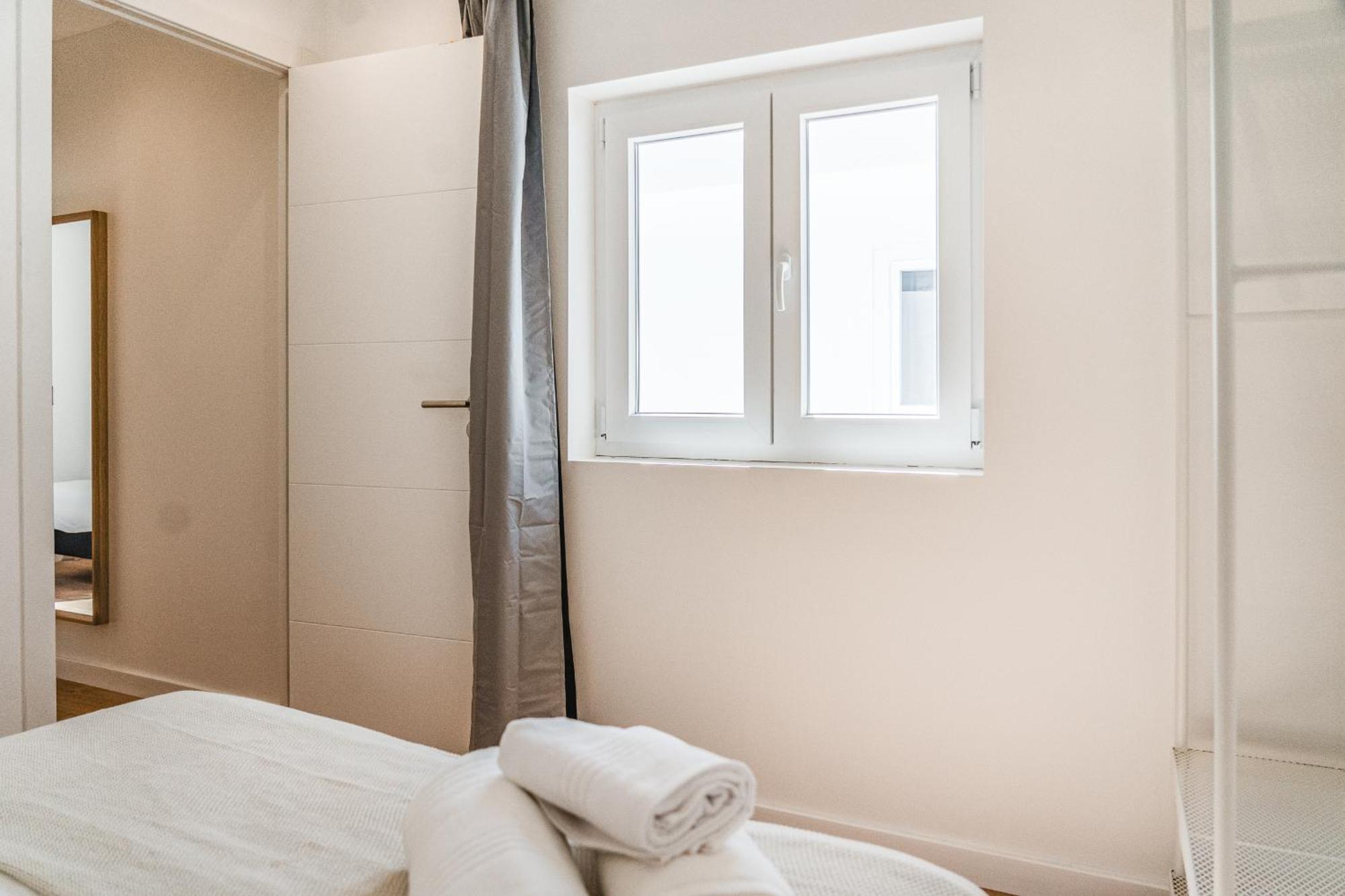 Campolide Duplex Apartments Lisbon Luaran gambar